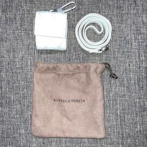 Bottega Veneta Intrecciato Leather Airpods Case Cover